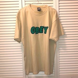 OBEY T-shirt
